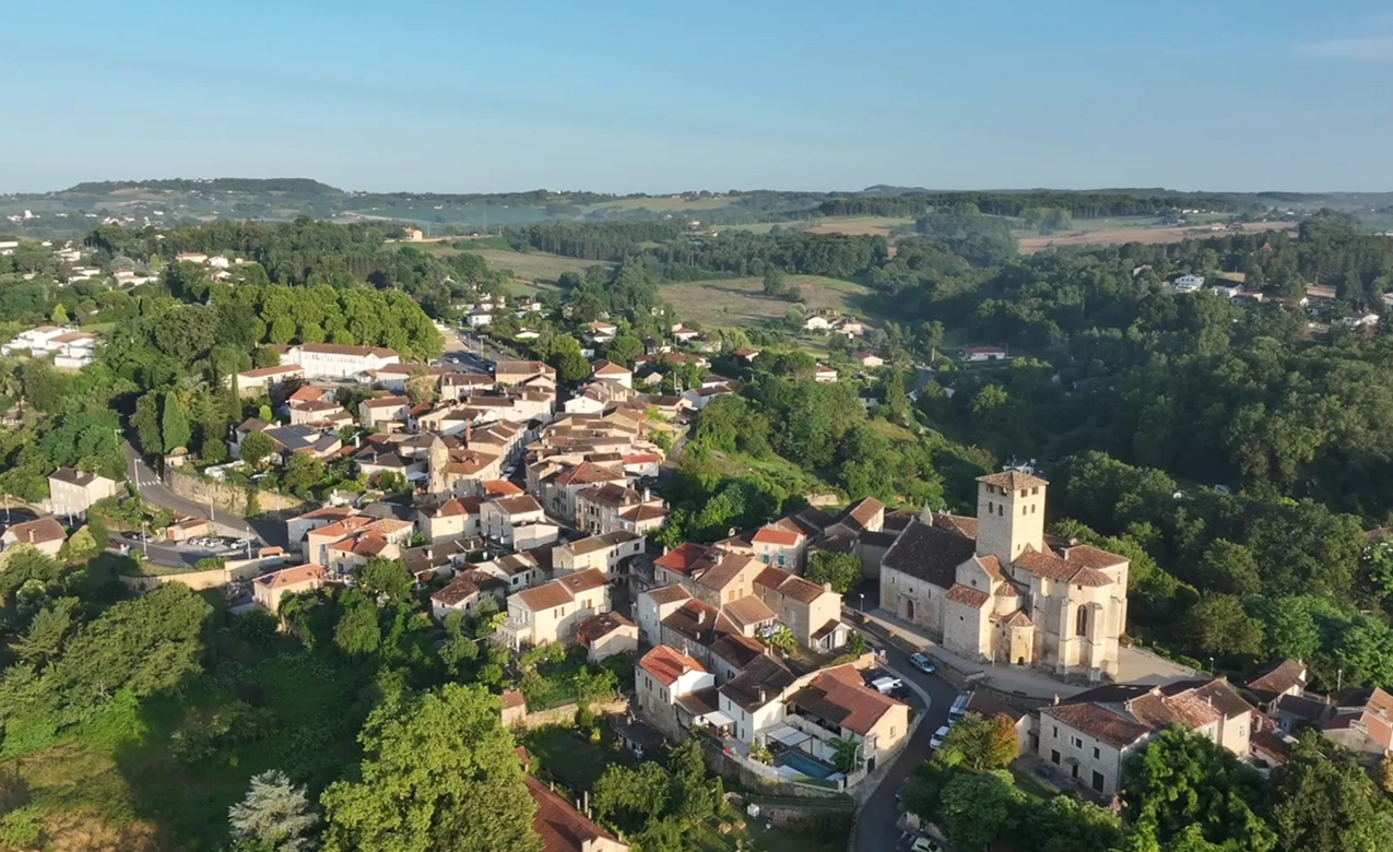 Vue aérienne de Monsempron-Libos